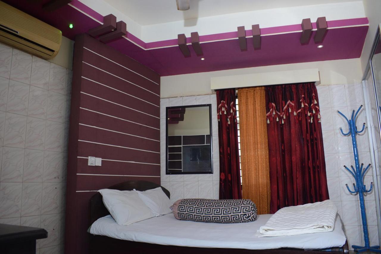 Hotel Hilton City Читагонг Екстериор снимка