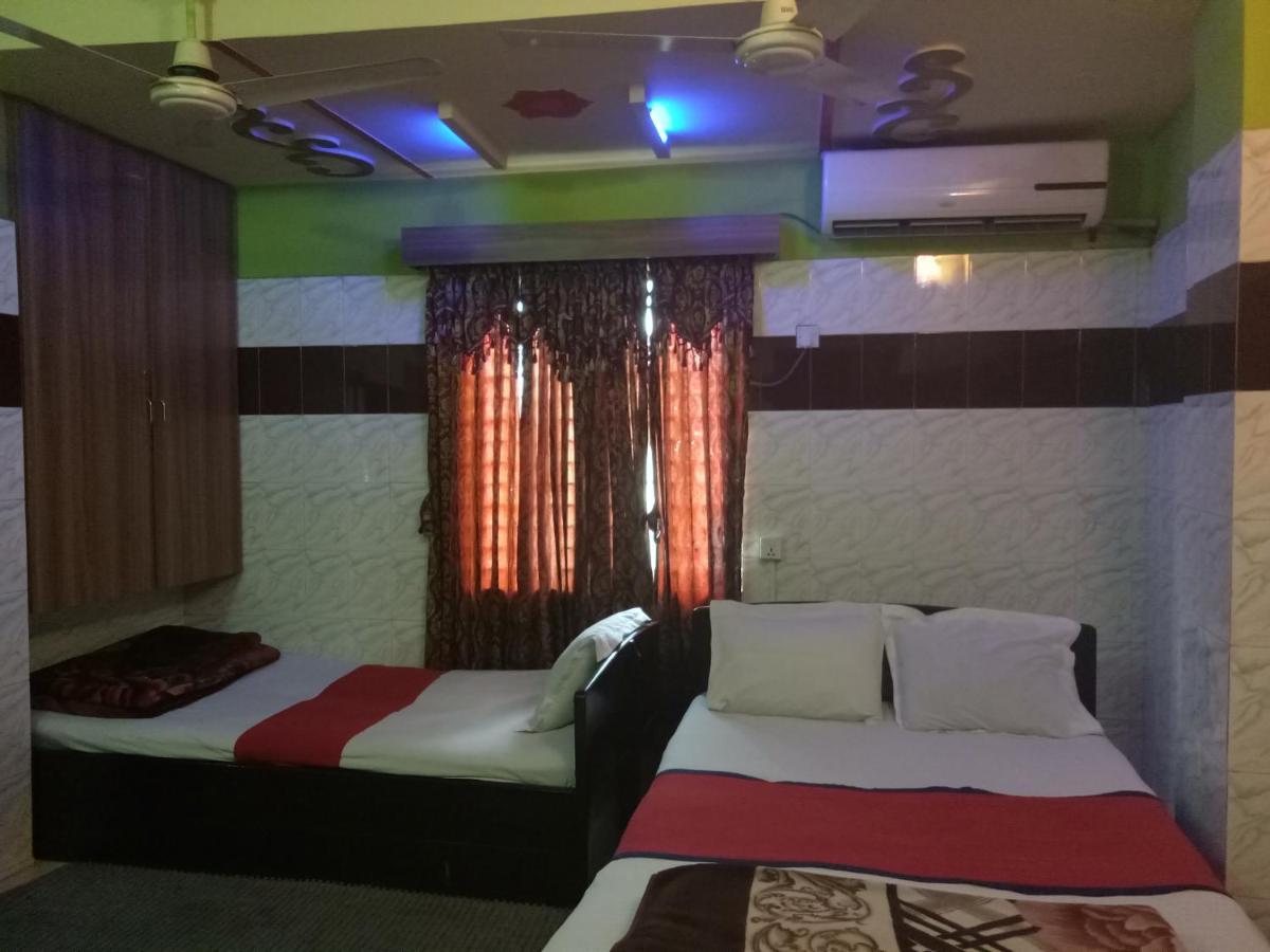 Hotel Hilton City Читагонг Екстериор снимка