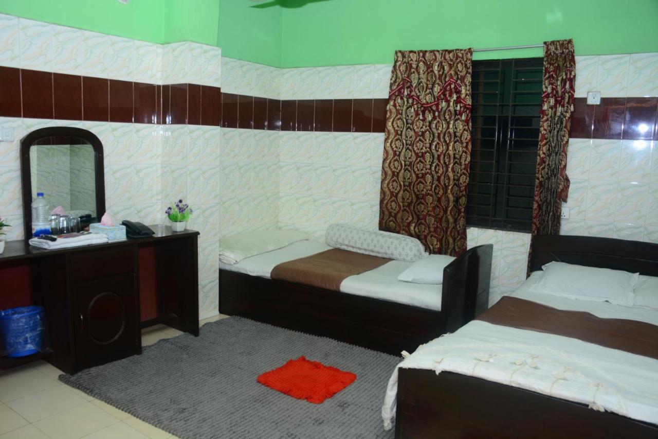 Hotel Hilton City Читагонг Екстериор снимка